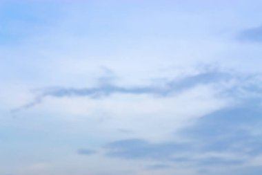 Beyaz bulut içinde elektronik bağlantı.