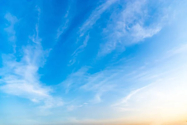 Vzduchu Mraky Modré Obloze — Stock fotografie