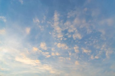  Tayland Körfezi sunrise plajda şafak parlak renkler.