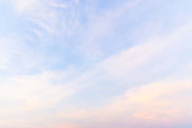 Her gün gün batımında doğadan güzel bir ışık..