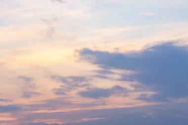 Her gün gün batımında doğadan güzel bir ışık..