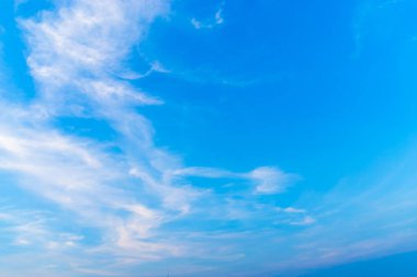 Her gün gün batımında doğadan güzel bir ışık..