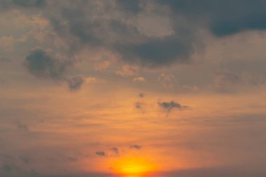 Her gün gün batımında doğadan güzel bir ışık..