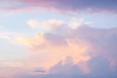 Kuzeydoğu sabahları gündoğumu.