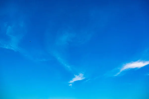Clima Caliente Causa Grupos Nubes Blancas — Foto de Stock
