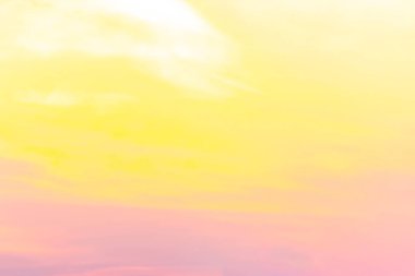 Sıcak havalarda beyaz bulut kümeleri neden olur..