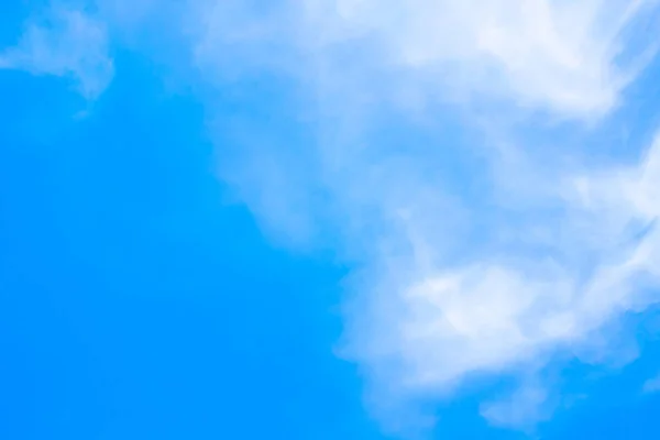 青い空に空気雲 — ストック写真