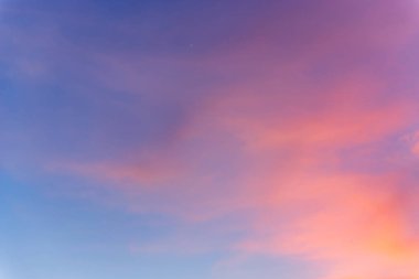 Kuzeydoğu sabahları gündoğumu.