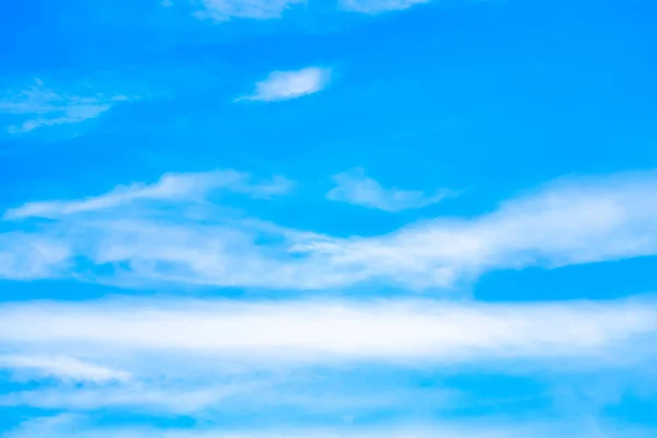 Céu Com Nuvens Brancas Verão — Fotografia de Stock