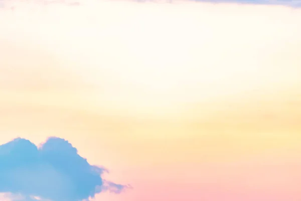 Céu Azul Nuvens Com Espaço Para Filmar Cena — Fotografia de Stock