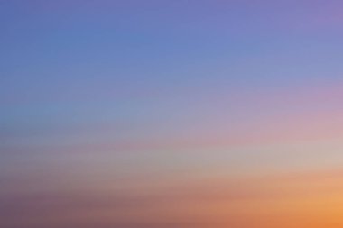 Gökyüzü görmek gün renkleri dolu ki, bu bir mucize..