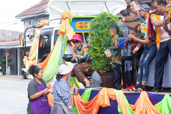 Kui Buri, Prachuap Khiri Khan, Thailand 13 April 2018 Songkran t — Stock Photo, Image