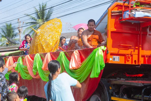 Kui Buri, Prachuap Khiri Khan, Thailand 13 April 2018 Songkran t — Stock Photo, Image