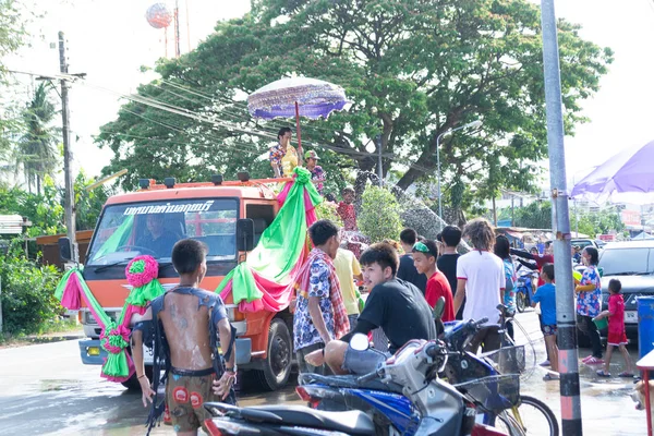 Kui Buri, Prachuap Khiri Khan, Tayland 13 Nisan 2018 Songkran t — Stok fotoğraf