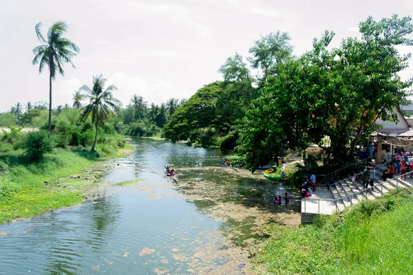 Kui Buri, Prachuap Khiri Khan, Thailand 13 April 2018 Songkran t — Stock Photo, Image