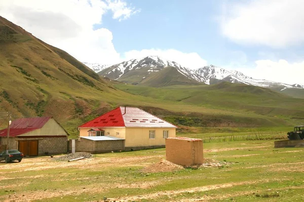 Sträckningen Vackra Natursköna Från Bishkek Till Naryn Staden Kirgizistan — Stockfoto