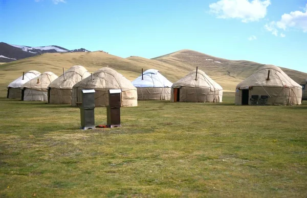 Acampamento Ger Grande Prado Lago Song Kul Naryn Quirguistão — Fotografia de Stock