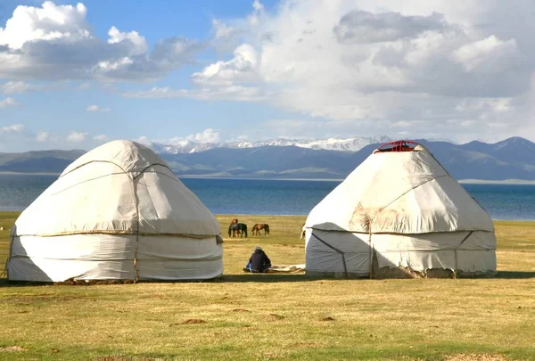 Acampamento Ger Grande Prado Lago Song Kul Naryn Quirguistão — Fotografia de Stock