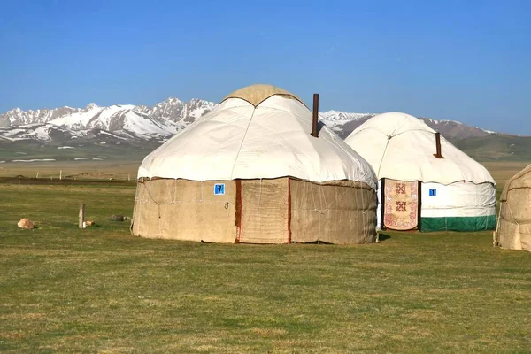 Acampamento Ger Grande Prado Lago Song Kul Naryn Quirguistão — Fotografia de Stock