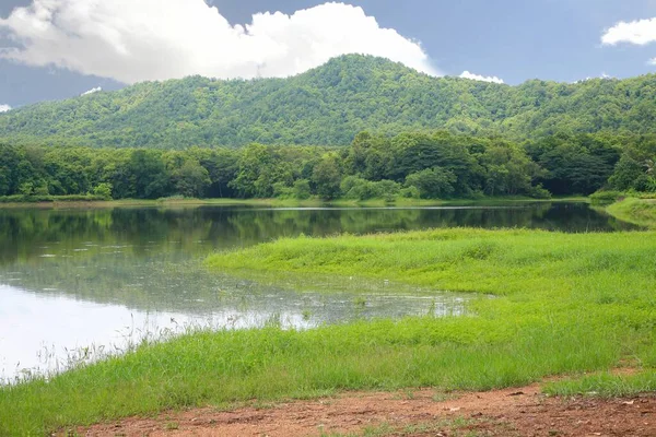 Huai Hong Khrai Réservoir Chiangmai Thaïlande — Photo