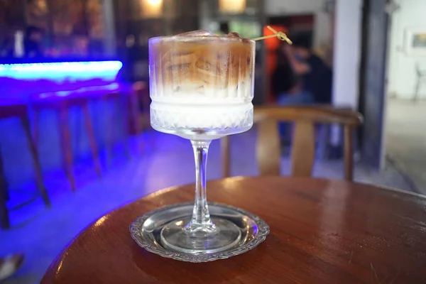 Café Glacé Latte Dans Une Herbe — Photo