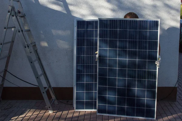Montaje Panel Solar —  Fotos de Stock