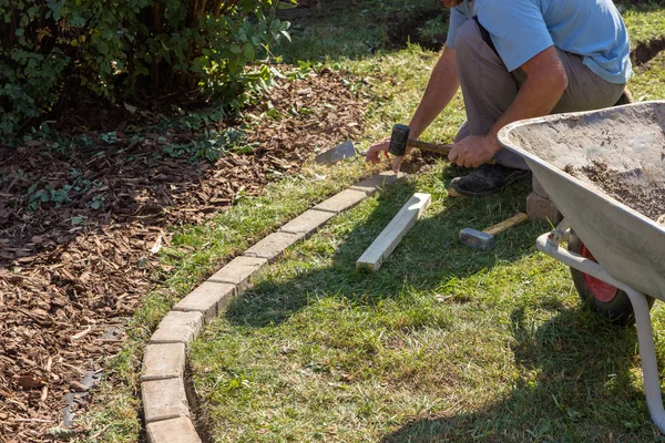 Pavage Bord Pelouse Dans Jardin — Photo