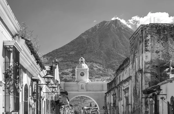 Αντίγκουα Γουατεμάλα μαύρο και άσπρο — Φωτογραφία Αρχείου