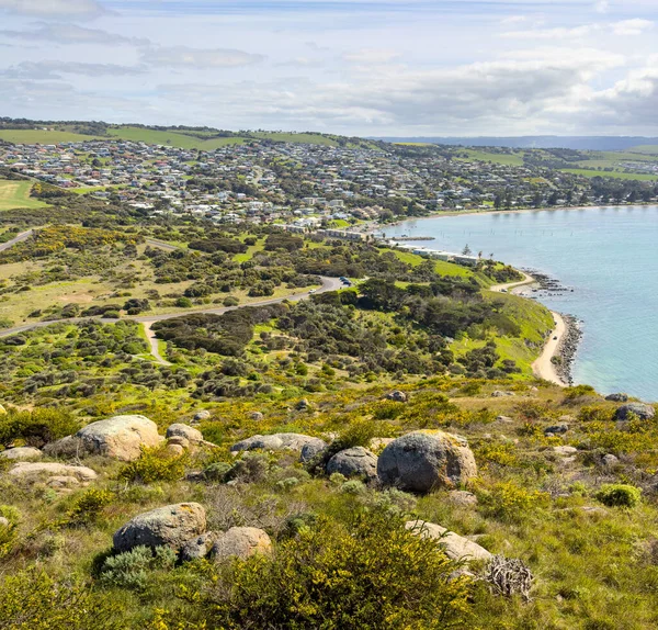 从南澳大利亚弗利厄半岛维克多港的 罗塞塔头颅 俯瞰对面湾 — 图库照片#