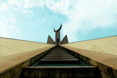 Faisal Camii 'nin hilal görünümü-Islamabad Pakistan