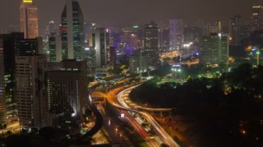 Zaman atlamalı meşgul hafif iz Rating bir karayolunda Kuala Lumpur, Malezya