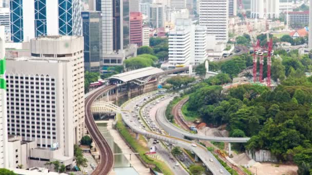 Caducidad de tiempo ocupado tráfico de intersección día en una autopista de Kuala Lumpur, Malasia — Vídeos de Stock