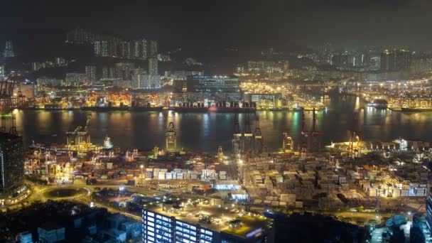 Hong Kong Kwai Tsing Container Terminal op de nacht time-lapse — Stockvideo