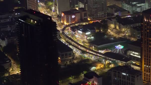 Noční Panorama v Kuala Lumpuru time-lapse. Posunout nahoru — Stock video