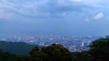 Penang gece hava cityscape günden geceye, Malezya timelapse