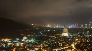Penang gece fırtına hava cityscape yıldırım, Malezya timelapse ile