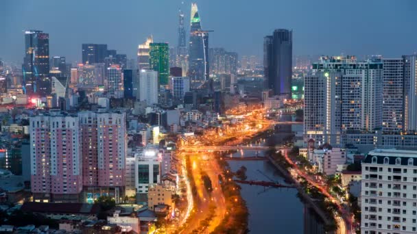 Ho Chi Minh by antenne cityscape, Vietnam solnedgang time-lapse – Stock-video