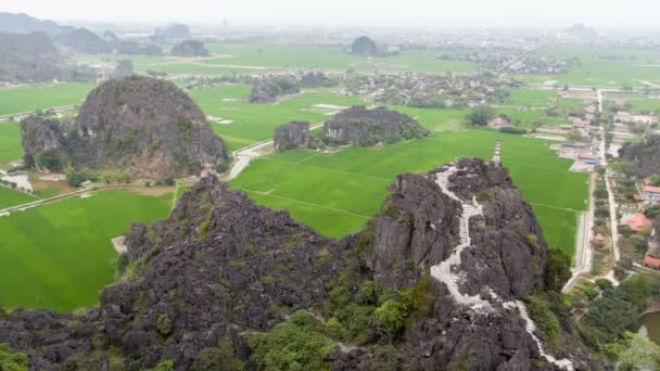 Paysage du belvédère de la grotte Mua à Ninh Binh, Vietnam timelapse — Video