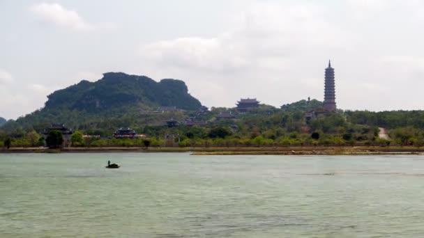 Bai Dinh Pagoda landscape in Ninh Binh, Vietnam timelapse — Stockvideo