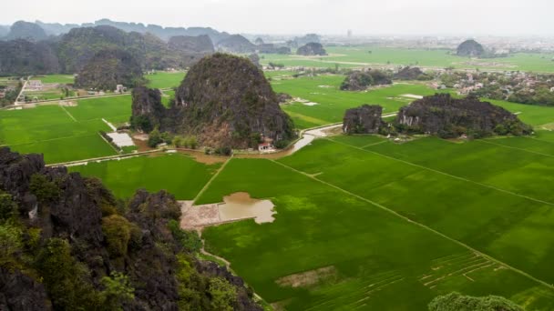 Häng Mua Peak landskap i Ninh Binh, Vietnam timelapse — Stockvideo