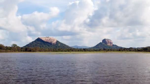 Sigiriya Лев рок і Pidurangala краєвид, Шрі-Ланка timelapse — стокове відео