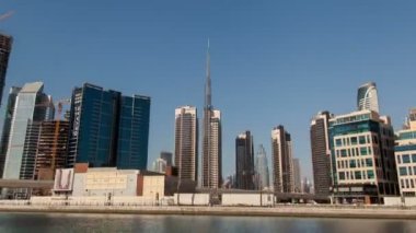 Hyperlapse Dubai zaman atlamalı. yukarı kaydır