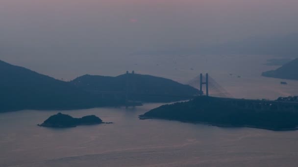 Time Lapse Ηλιοβασίλεμα Λιμάνι Του Χονγκ Κονγκ Μετατόπιση Προς Επάνω — Αρχείο Βίντεο