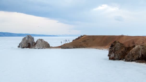 Таймелапс мыса Бурхан на Байкале — стоковое видео