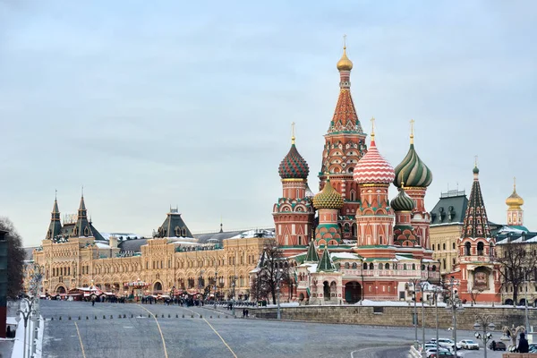 Moskou Rusland Overzicht Basil Cathedral Vanuit Bolsjoi Moskovoretsky Bridge Winter — Stockfoto