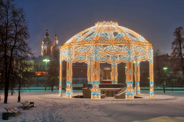 Moscow Russia Φωτίζεται Πολύχρωμα Φώτα Led Πρωτοχρονιά Και Χριστουγεννιάτικη Διακόσμηση — Φωτογραφία Αρχείου