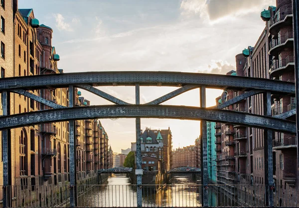 Famoso Distrito Almacén Histórico Speicherstadt Hamburgo Alemania Luz Del Sol — Foto de Stock