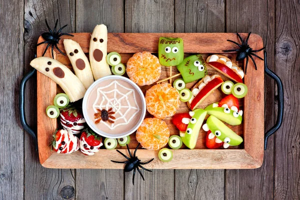 Zdrowe Owoce Halloween Przekąski Taca Zabawy Upiorny Traktuje Widok Góry — Zdjęcie stockowe