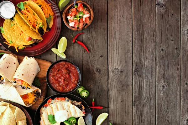 Mexican Food Side Border View Dark Wood Background Tacos Burritos — Stock Photo, Image