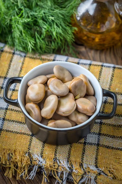Broad Beans Served Black Bowls Selective Focus — Stock Photo, Image